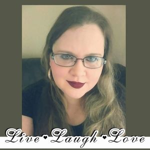 Meet your Posher, Katrina